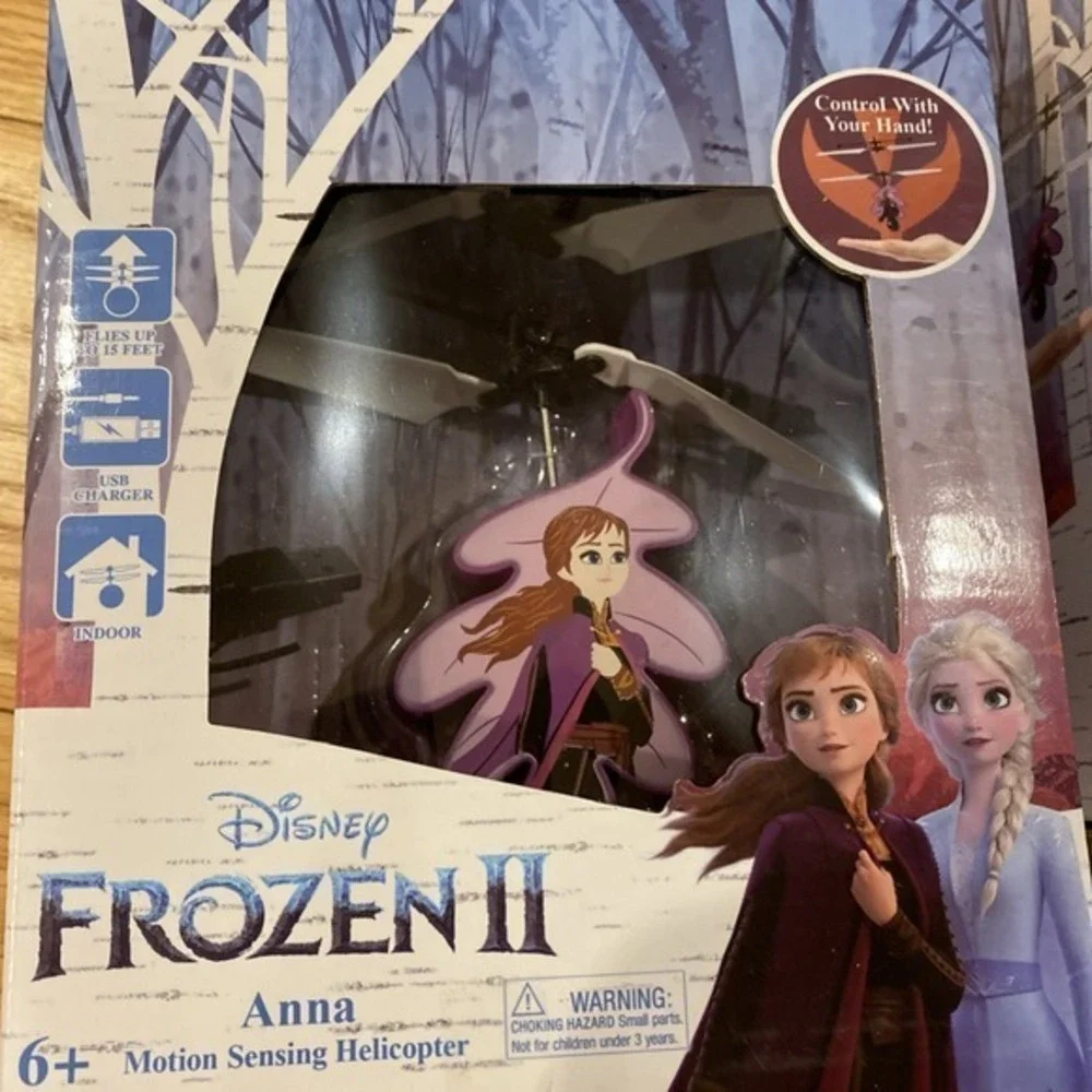 Disney Frozen II- Anna Motion Sensing Helicopter NIB‎ 